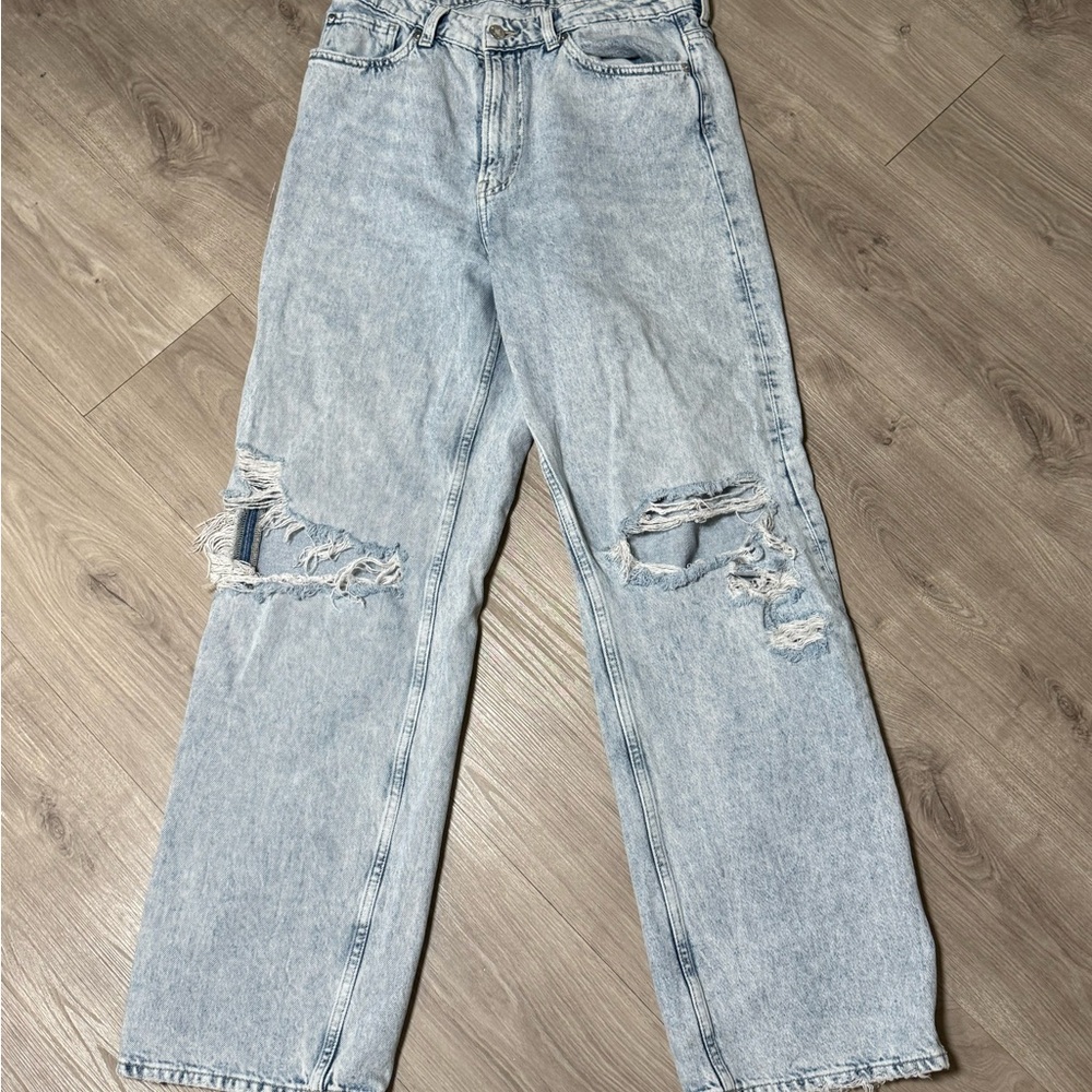 H&M Light Wash Distressed Straight-Leg Jeans